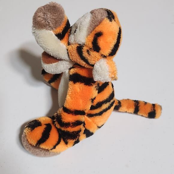 Vintage Tigger 8in tall plush - Picture 2 of 6